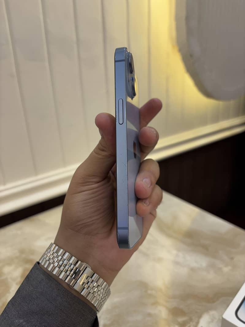 Apple iPhone 14 1