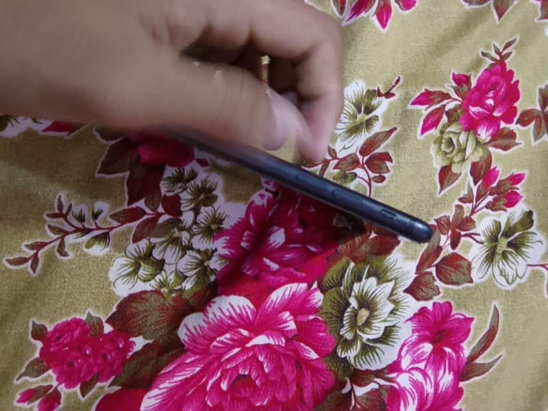 Apple iPhone 7 3