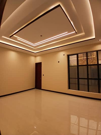 240 SQ YARD BEAUTIFUL HOUSE SALE