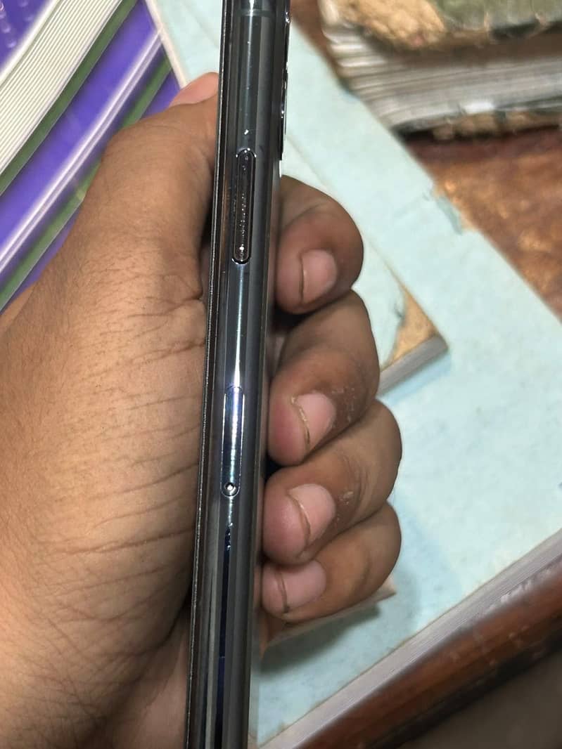 Apple iPhone 11 Pro 5