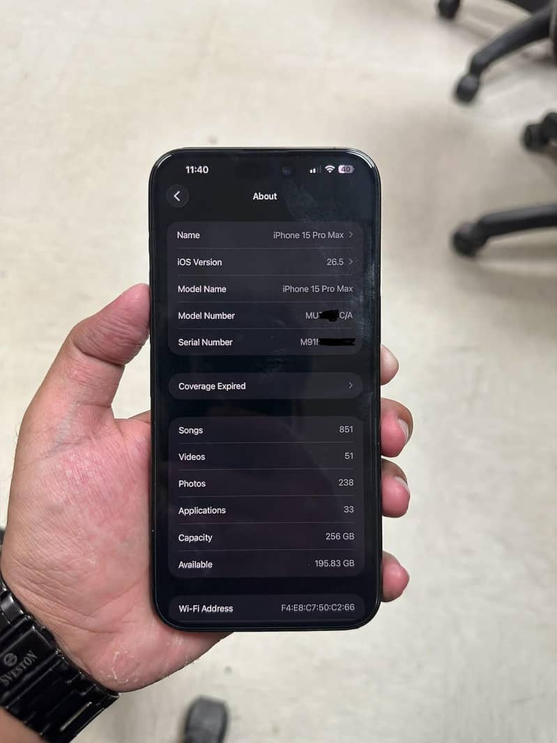Apple iPhone 15 Pro Max 6