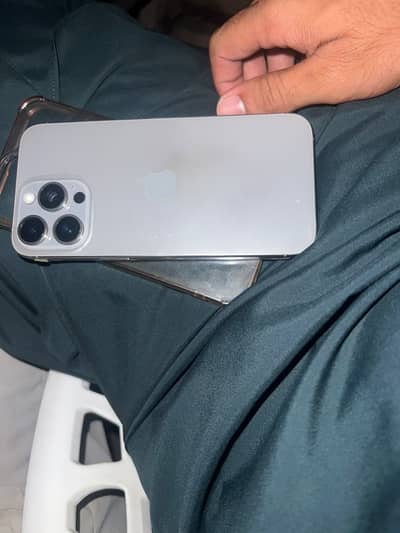 Apple iPhone 15 Pro Max (contact only WhatsApp)