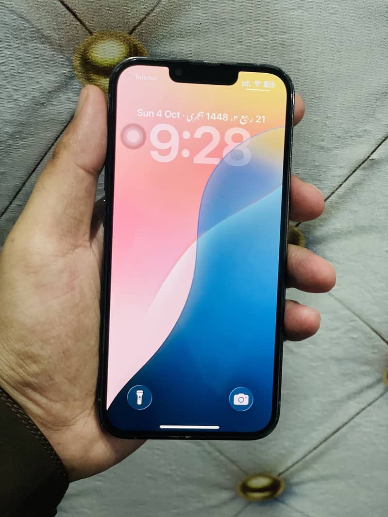 Apple iPhone 13 Pro 1