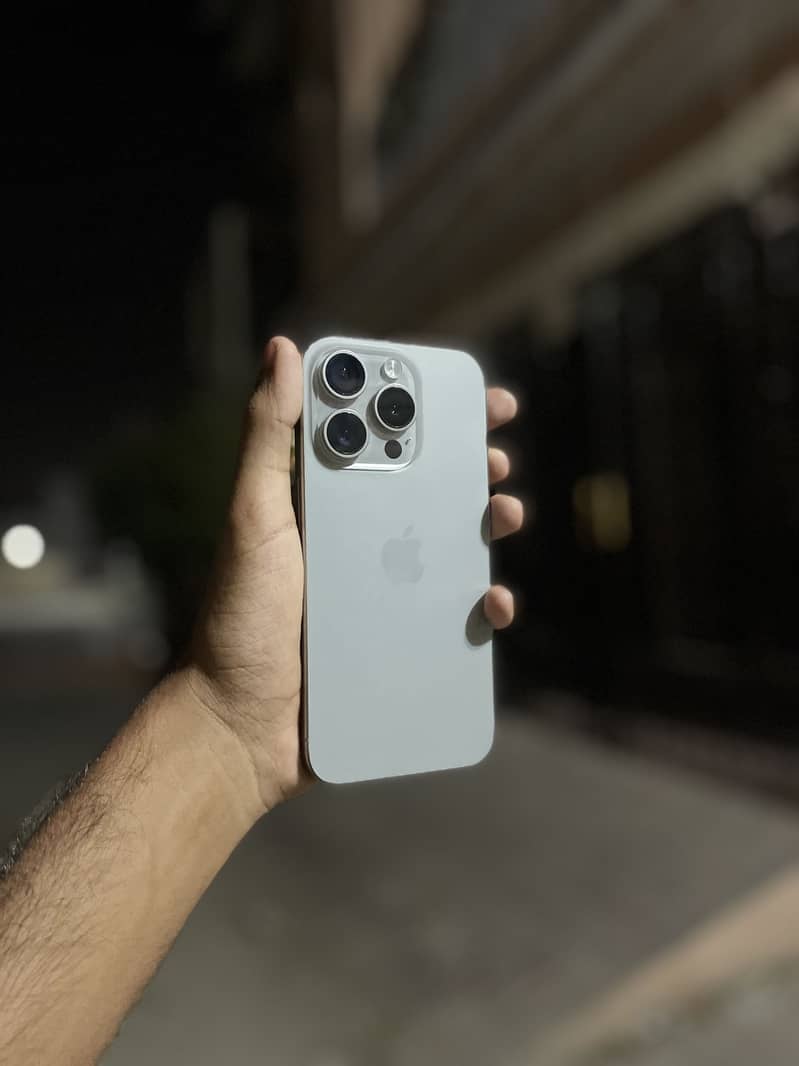 Apple iPhone 15 Pro 1