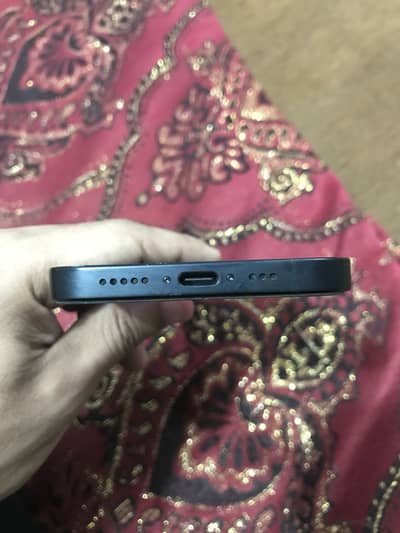 Apple iPhone 16e