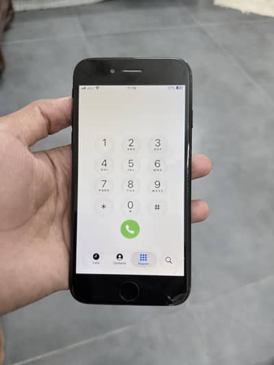 Apple iPhone SE