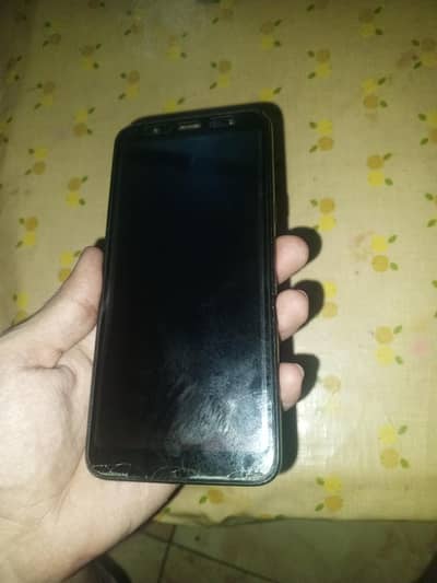 Samsung Mobile J8