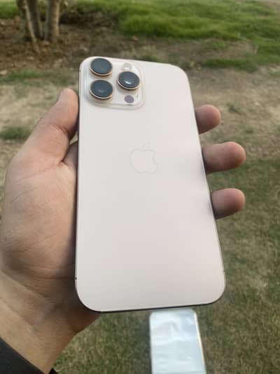 Apple iPhone 16 Pro Max jv