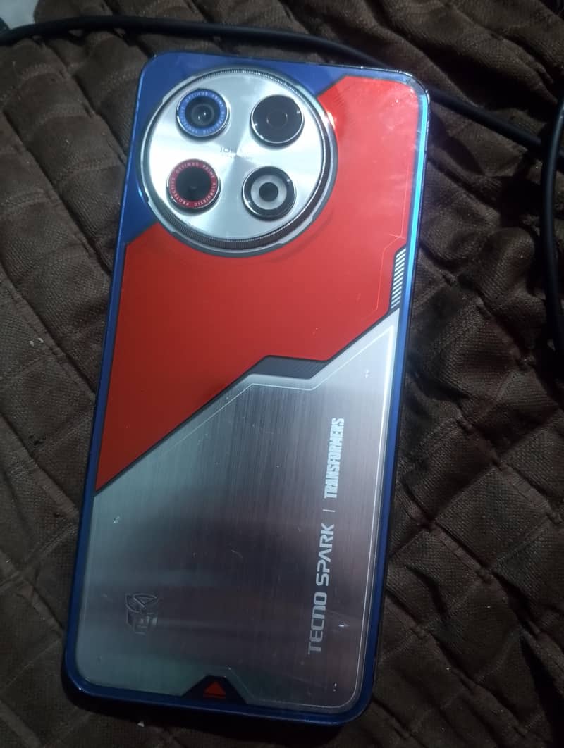 Tecno SPARK 30 Pro 1