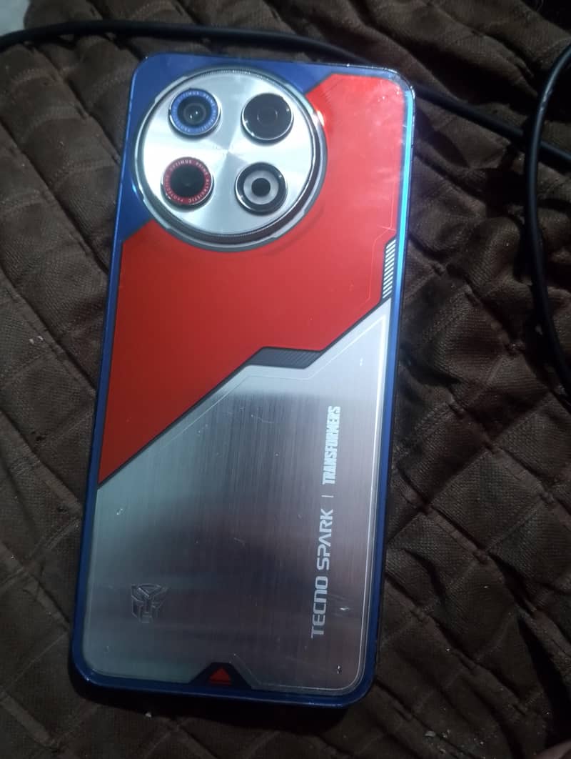 Tecno SPARK 30 Pro 2