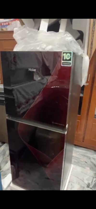 HRF 316 Fridge for sale