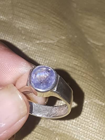 blue sapphire natural ( srilanka ) selon natural