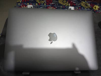 MacBook Air 2020 8/256 gb Intel i3 space grey