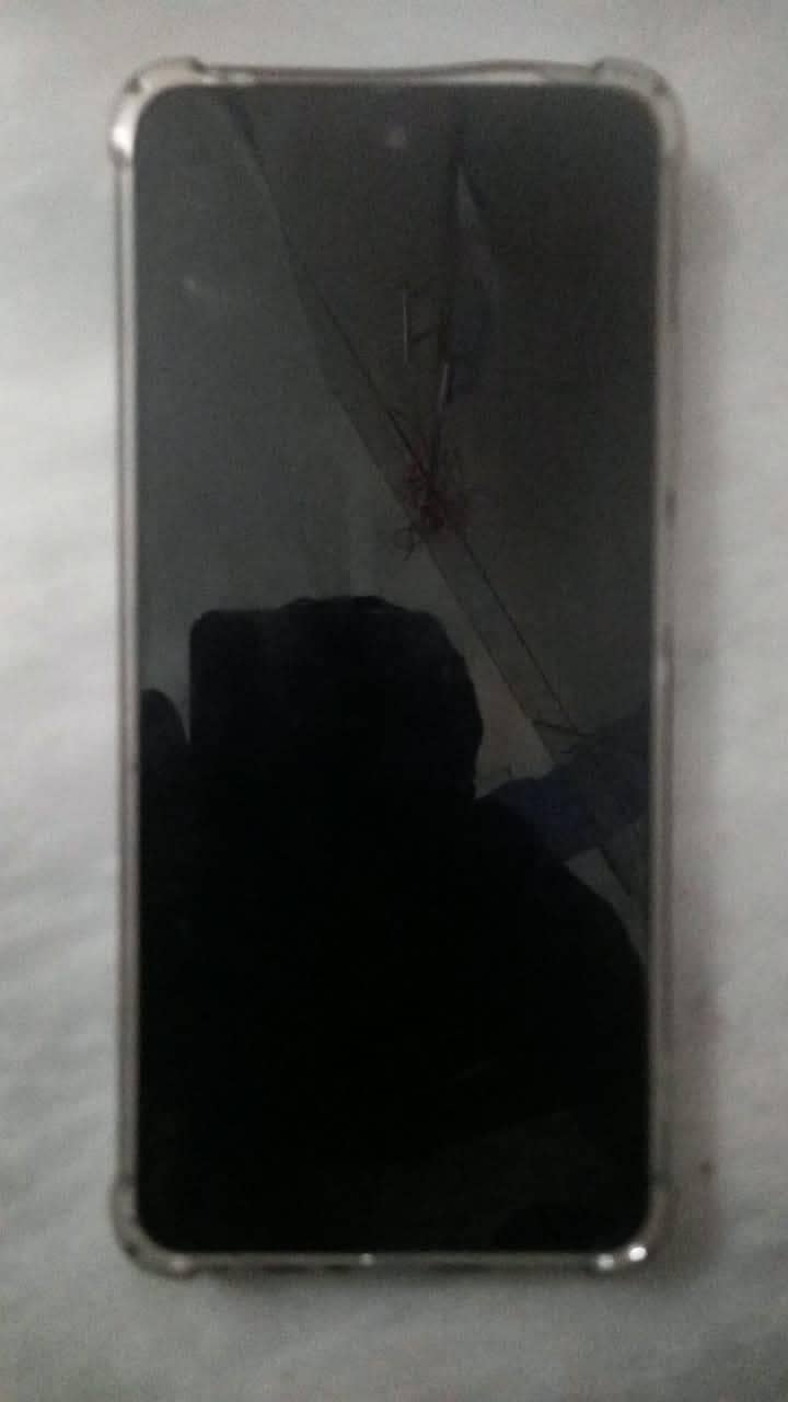 OPPO A60 1