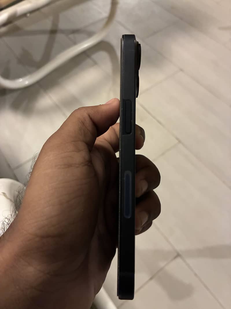 Apple iPhone 14 6