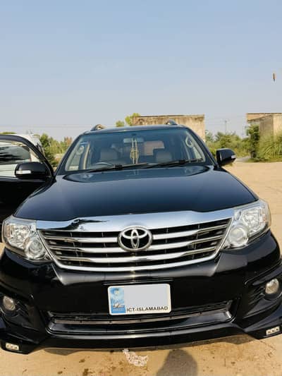 Toyota Fortuner 2014