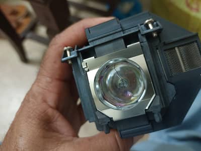 lamps for multimedia projectors