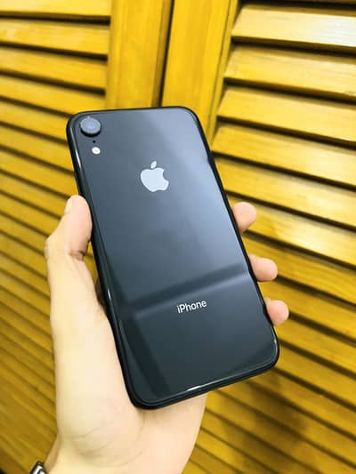 Apple iPhone XR