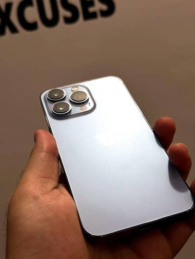 Apple iPhone 13 Pro — 256GB | Sierra Blue