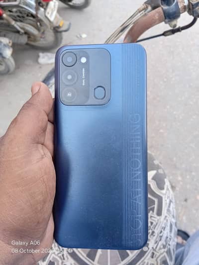 Tecno Spark 8C 3/64