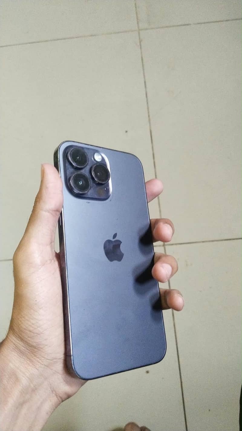 Apple iPhone 14 Pro Max 0