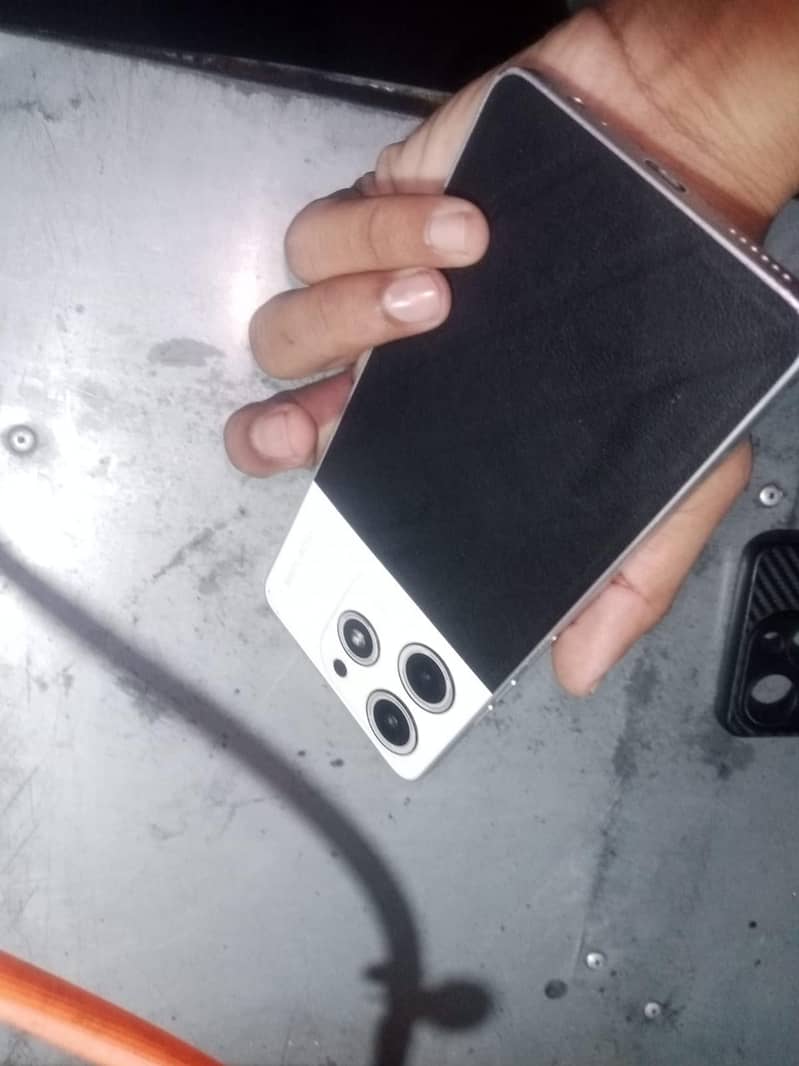 Mobile 1