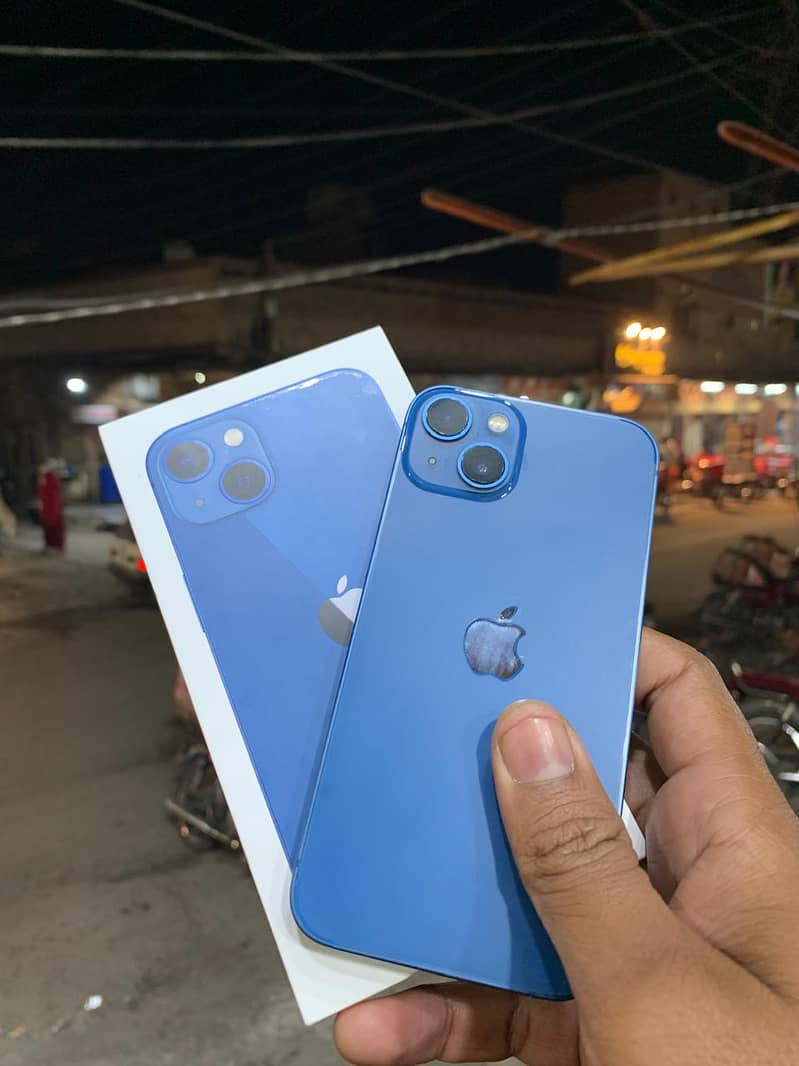 Apple iPhone 13 1