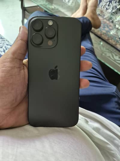 Apple iPhone 16 Pro Max