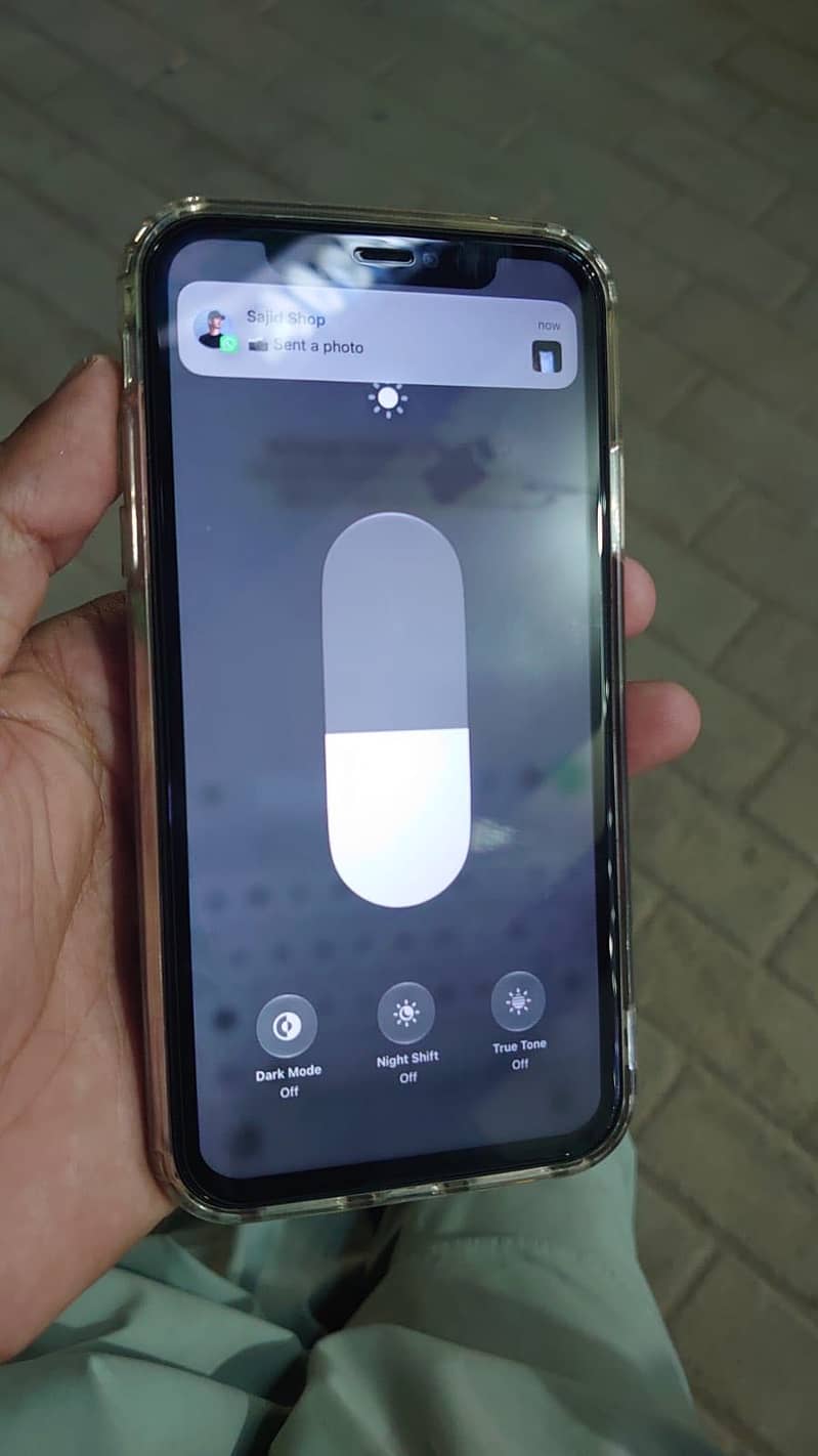 Apple iPhone 11 3