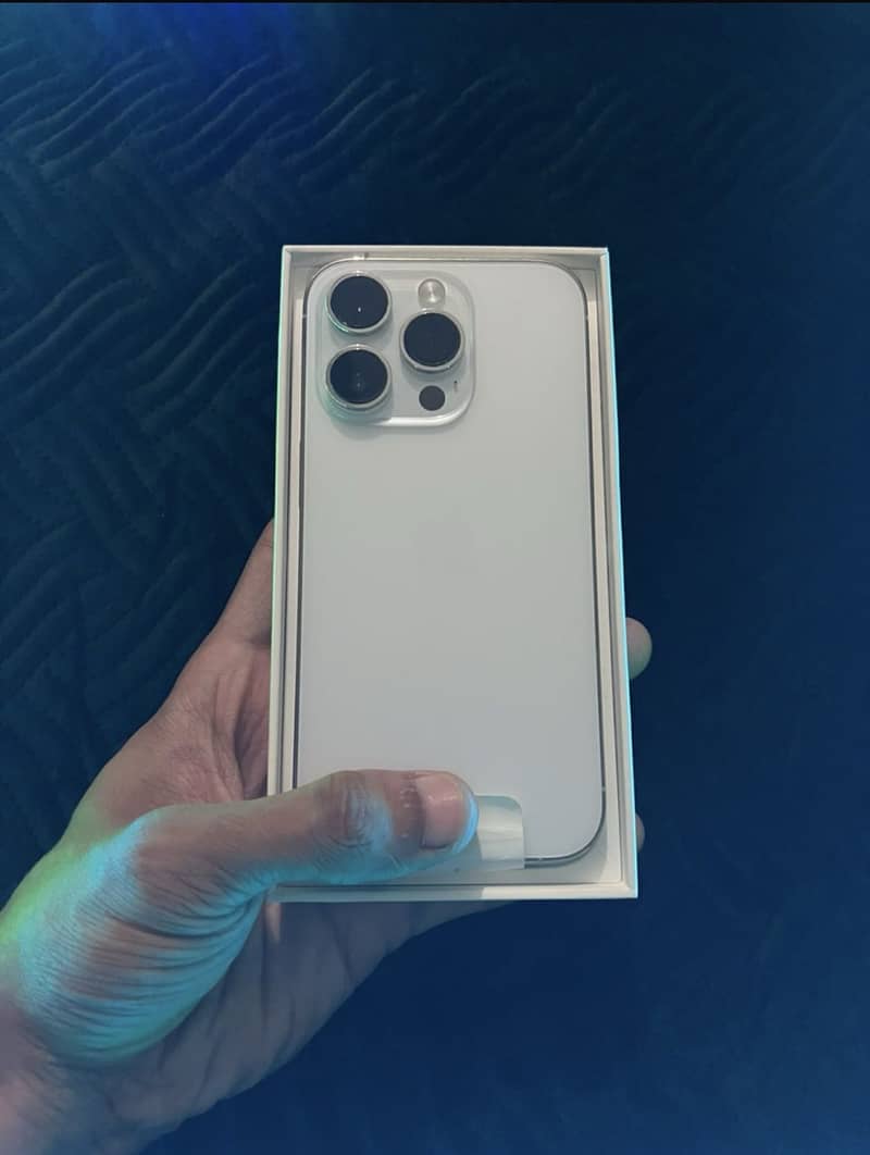 Apple iPhone 14 Pro 0