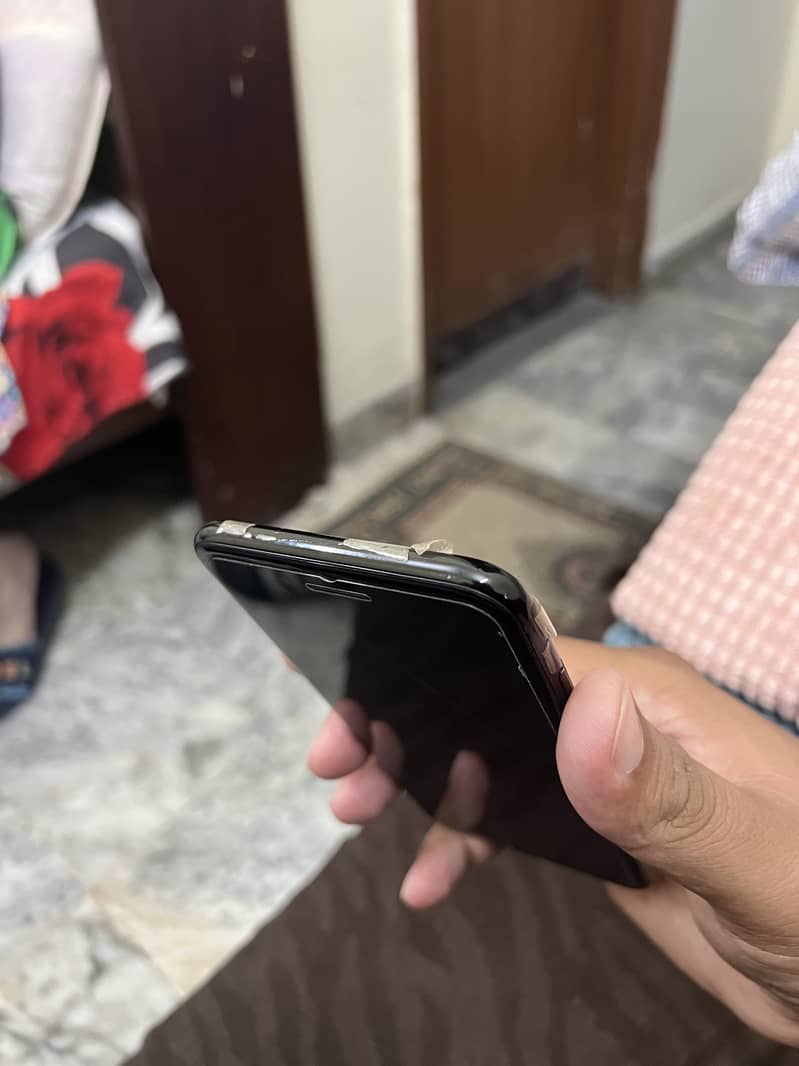Apple iPhone 7 Plus 1