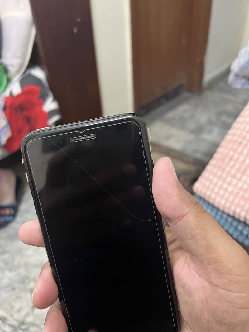 Apple iPhone 7 Plus 3