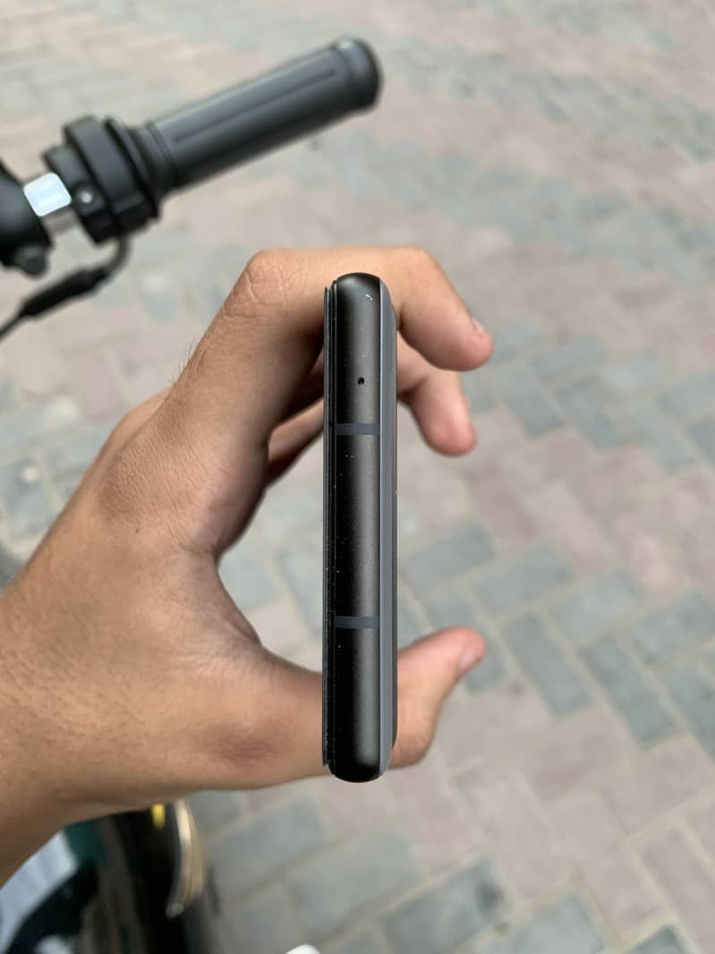 Google Pixel 6a 3