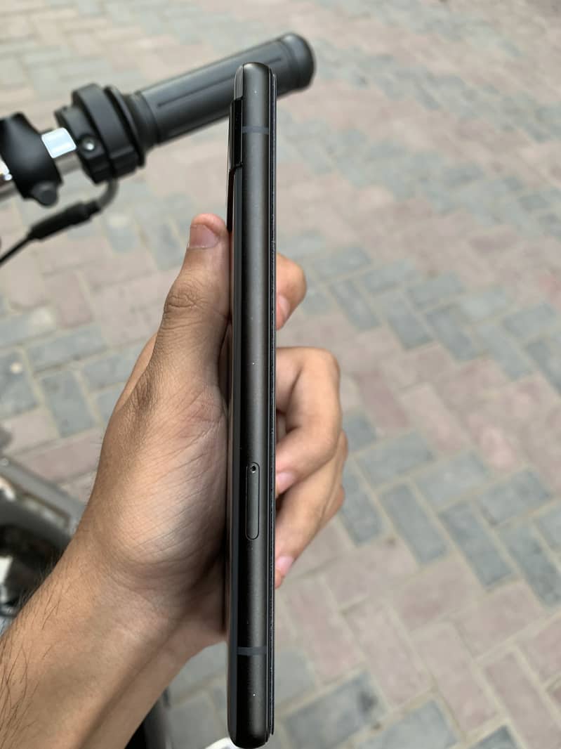 Google Pixel 6a 5