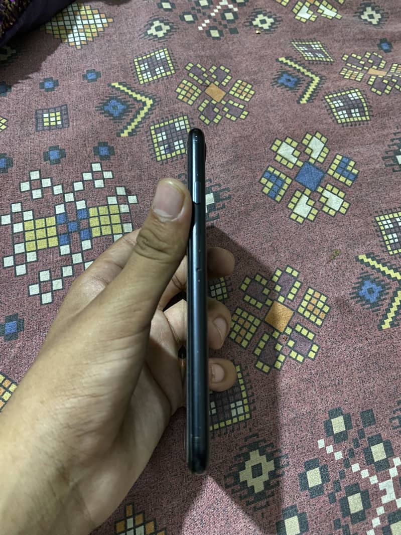 Apple iPhone SE 4