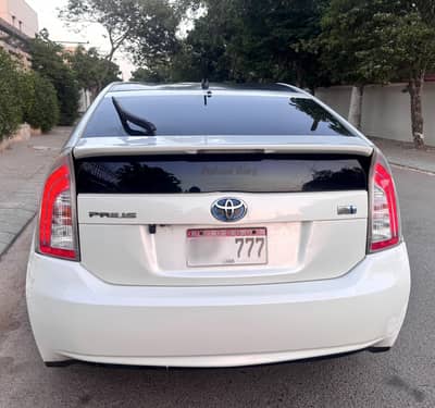 Toyota Prius 2014 / 2018 automatic 1.8 Hybrid S LED Push