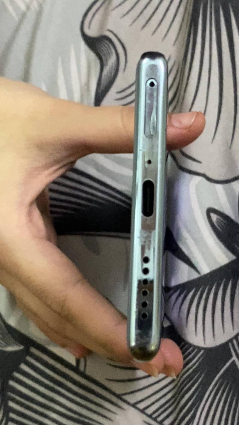 Infinix Zero 40 4