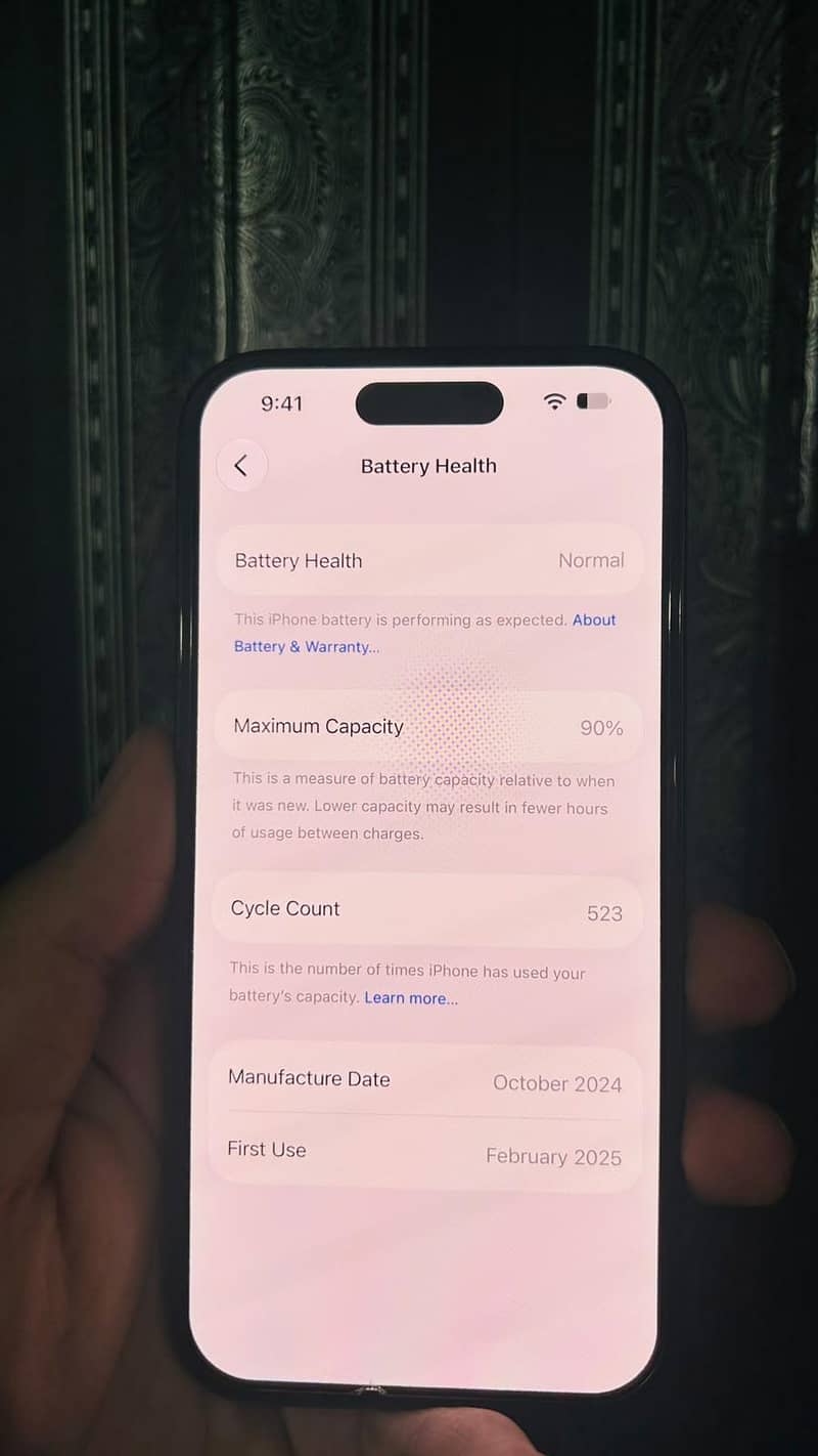 Apple iPhone 16 2