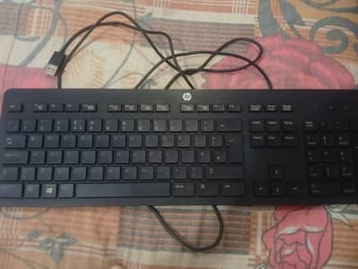 keyboard sale geniun ha new ha 3 days used ha watsapp onlyyyy