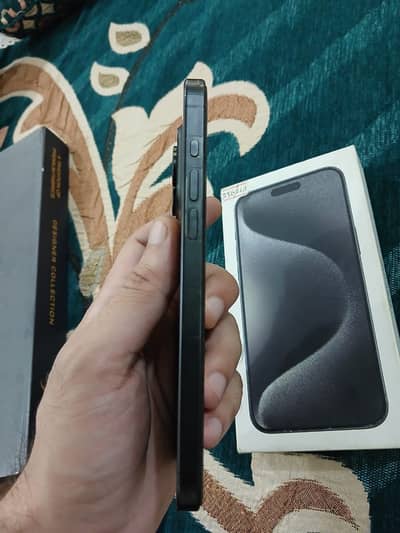 Apple iPhone 15 Pro Max Factory Unlocked