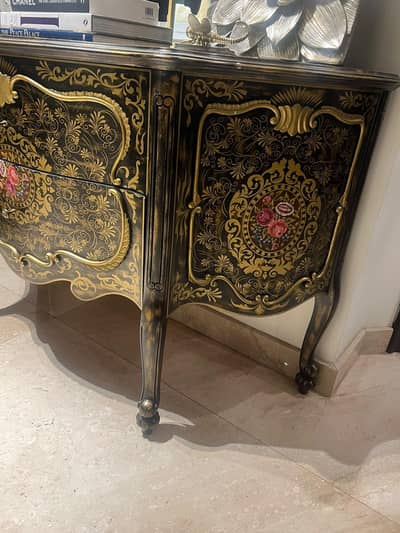 Casabella Side / Console Table