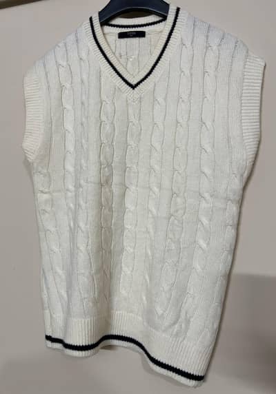 v neck sleeveless sweater