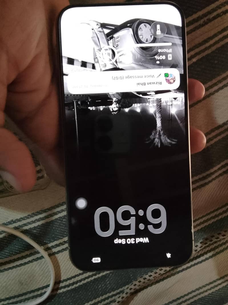 Apple iPhone 15 plus 1