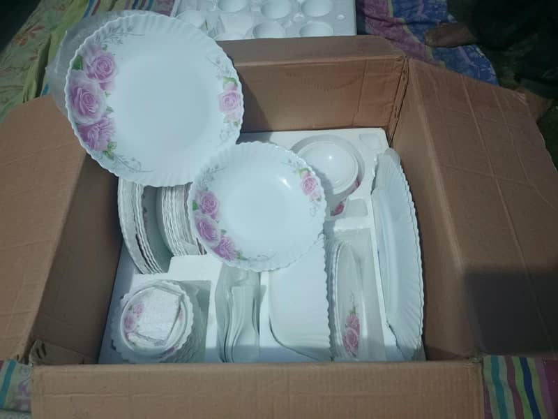 dinner set 3