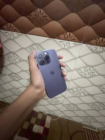 Apple iPhone 14 Pro