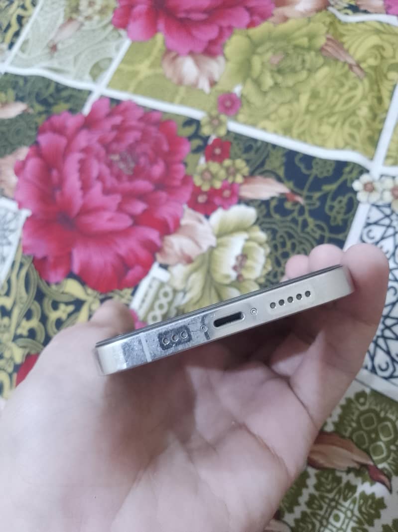 Apple iPhone 12 Pro 2