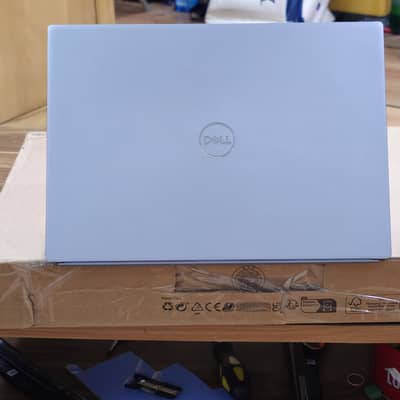 DELL Premium Ultra Book Core i5 (12-Core 16-CPUs) 512GB-NVMe 2K LED
