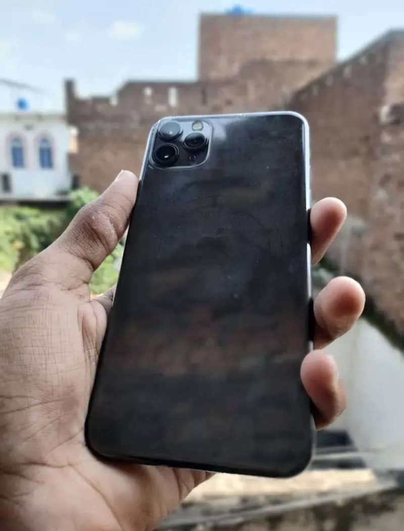 Apple iPhone 11 Pro Max 0
