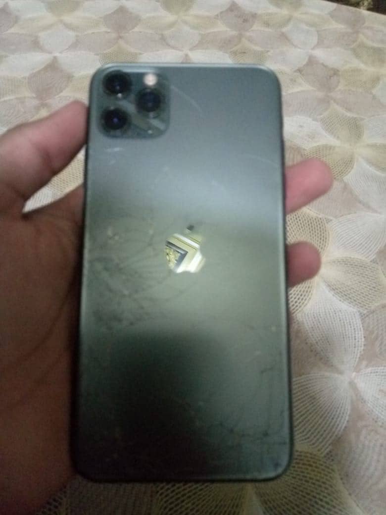Apple iPhone 11 Pro Max 5