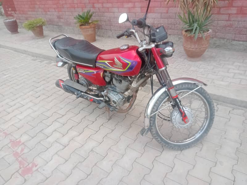 CG125 0